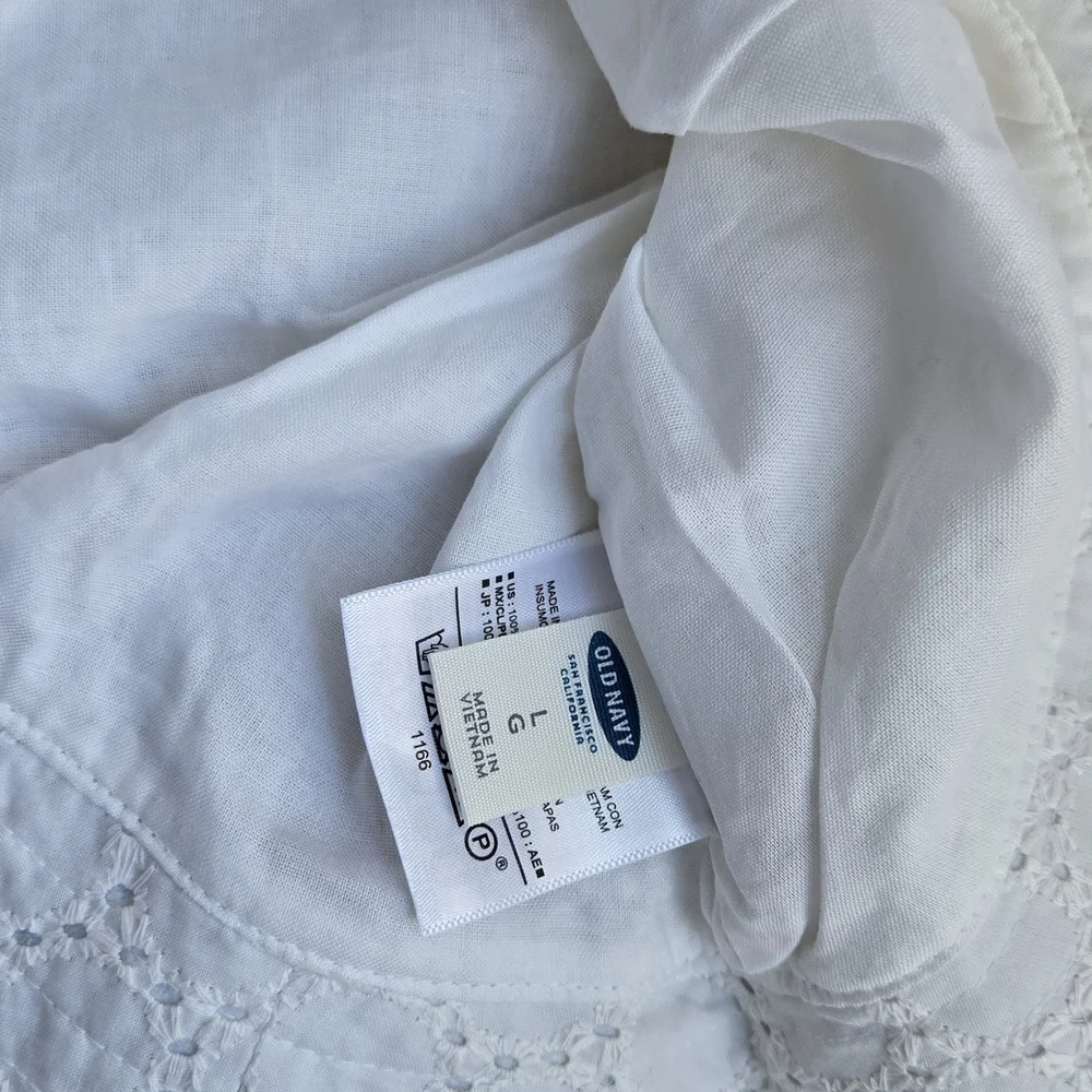 Old Navy White Eyelet Kids Hat - Picture 6 of 8